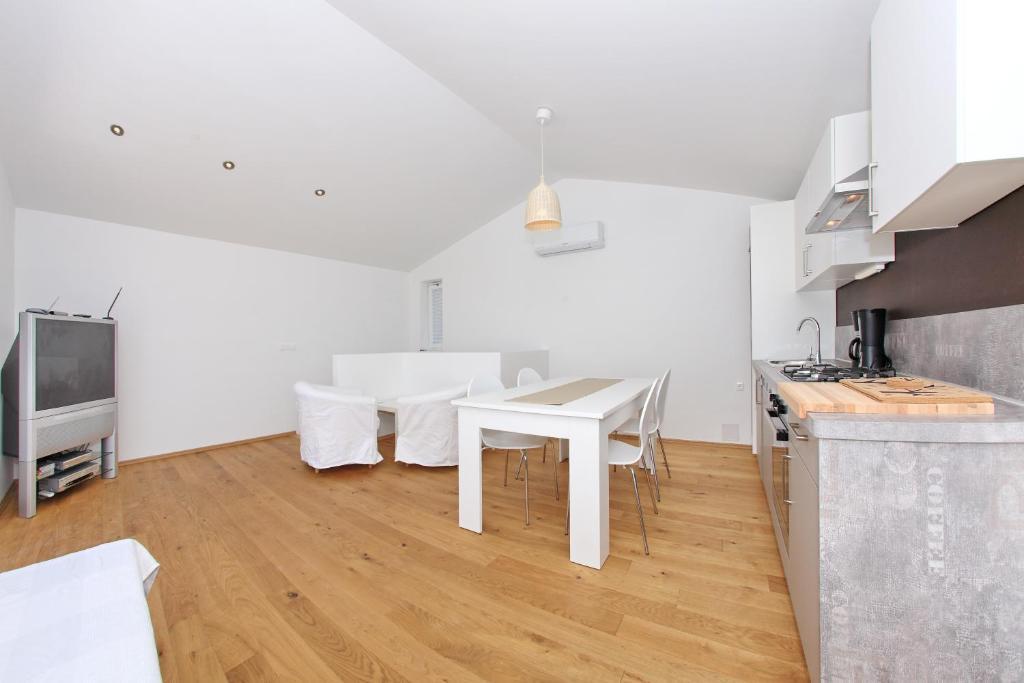 Apartments Vila Moli Bibinje Bilik gambar